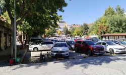 Uşak'ta 600 yıllık hamamın üzerinde otopark çalıştırıyorlar