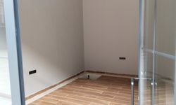 Uşak İsmetpaşa'da her biri aylık 3500 TL kiraya 5 dükkan var!