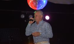 Uşak'ın Ferdi Tayfur'u Selim Baykal, İzmir'de sabah ezanlarını da okudu