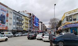 Banaz'da binlerce kişiye iş vaadi her adayın dilinde!
