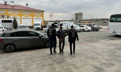 Uşak'ta 33 yıl 9 ay hapis cezası verilen şahıs cezaevine kondu