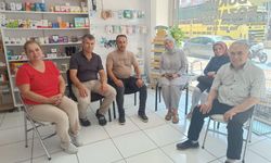 AK Parti Uşak Teşkilatı esnaf ziyaretlerinde bulunuyor