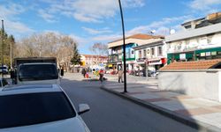 Dondurucu soğuklar yüzünü gösterdi! Uşak'tan Ankara ve İzmir yönüne giden araçlar izlenecek!