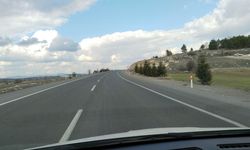 Uşak ve Afyon arasındaki yol kalitesi artıyor!