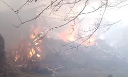 Uşak Banaz Yukarıkaracahisar köyünde 7 ev yandı! Yardım çığlıkları yükseldi