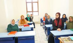 Sessiz duayı öğreten Uşaklı 3 kız kardeş!