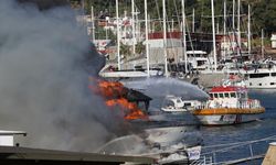 Fethiye Karagözler'de 3 tekne küle döndü