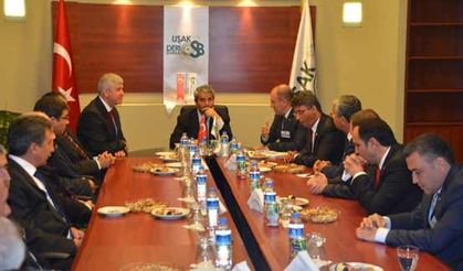 Bakan Ergün, Uşak Deri Karma OSB'yi ziyaret etti