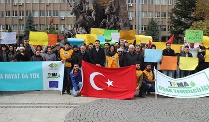 UŞAK TEMA'DAN SAYGI YÜRÜYÜŞÜ