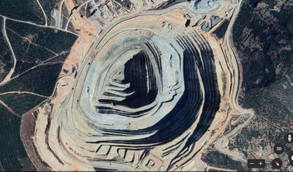 Uşak’ta 900 metrelik dağı dev bir çukura dönüştürdüler