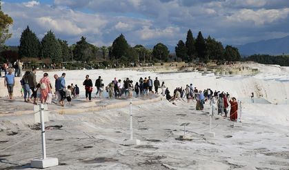 Pamukkale'de ve bölgedeki otellerde Ramazan Bayramı yoğunluğu yaşandı