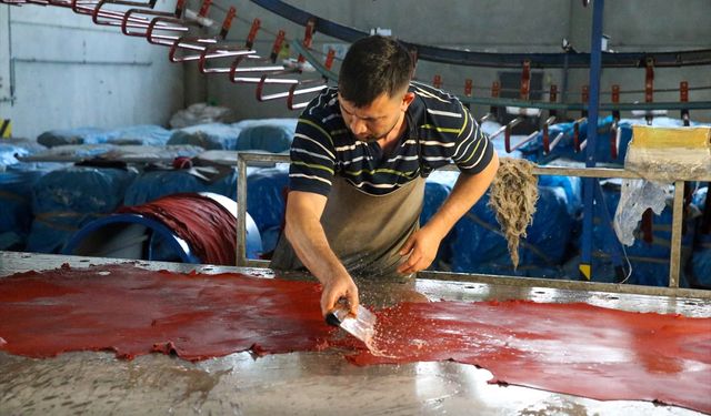 İlk ve sonbahar ortadan kalkınca, Uşak'taki dericilerin işleri kötüye gitti