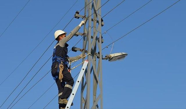 Uşak, Eskişehir, Bilecik, Kütahya ve Afyon'daki arızalar için 450 kişilik ekip hazır kıta olacak