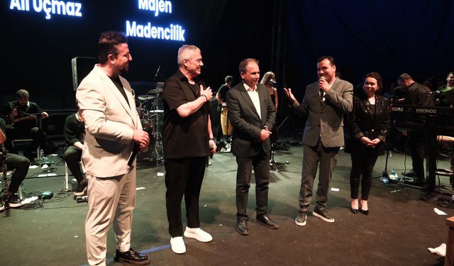 Uşak'ın Ulubey ilçesinde çifte konserle Kanyon Festivali'nin kapanışı gerçekleşti