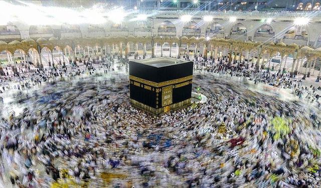 81 ildeki hacı adayları yenileme işlemini 30 Eylül'e kadar yapabilecek