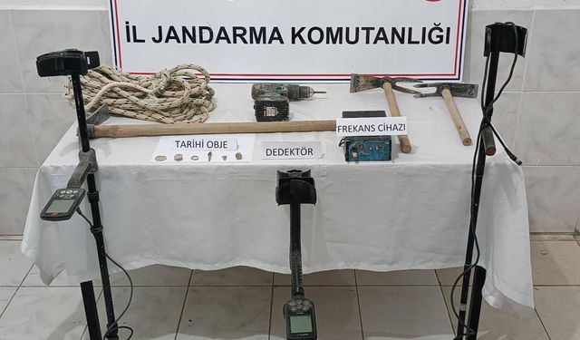 Uşak'ın tarihini talan edenlere suçüstü yapıldı