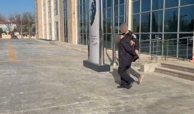 Uşak'ta 1 kilodan fazla tehlikeli kristali midesinde taşıyan bir kişi enselendi