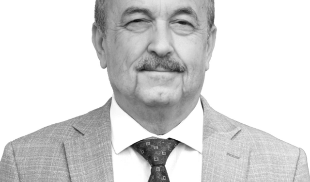 Beklenen oldu ve Prof. Dr. Ahmet Demir, Uşak Üniversitesi Rektörü olarak atandı