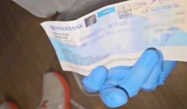 Uşak'taki operasyonda bazı çek ve senetler çöpten çıkarıldı!