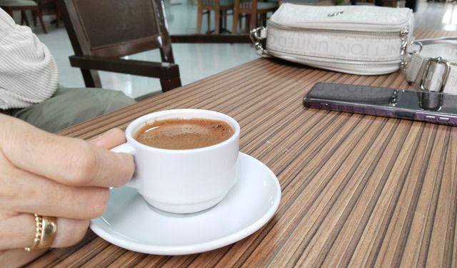 1 fincan Türk kahvesinin 130 TL olduğu Uşak'ta da o para artık alınmayacak!