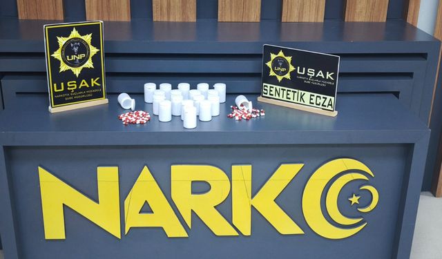 Uşak Otogarı'nda yakalanan 2 kişiden yeşil reçeteli 1015 hap çıktı