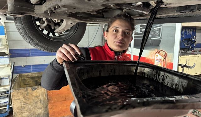 Şuhutlu Hatice Kartal, tamir için gittiği oto servisinde usta oldu!