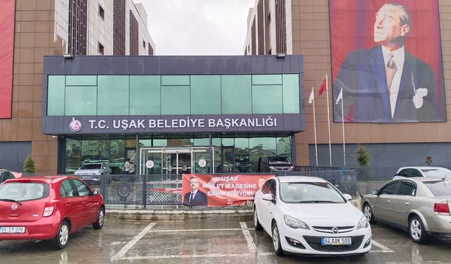 Uşak Belediyesi'nin yaptırdığı VIP makam aracıyla ilgili itiraflar ve iddialar!