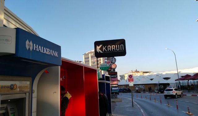 Uşak Karun AVM'deki mühürler söküldü! 10 gün içinde açılacak!