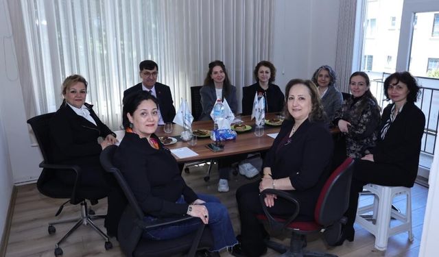 Kütahya Belediye Başkanı, kadın iş insanlarıyla kent ekonomisini görüştü