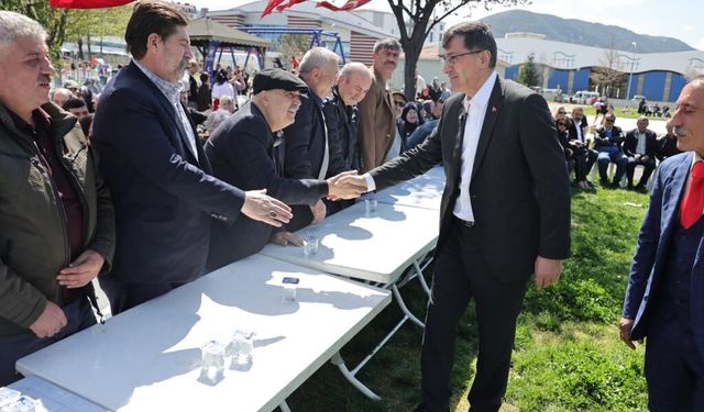 Uşak'ın komşusu Kütahya Kent Park'ta Romanlar günü etkinliği
