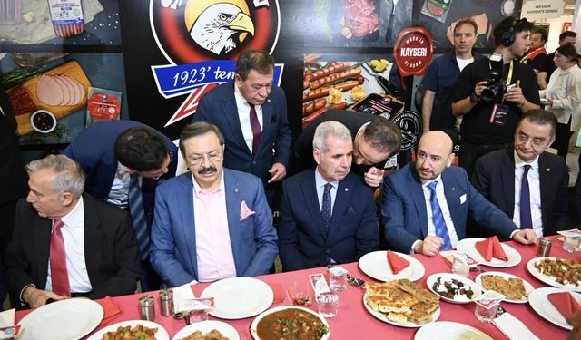 Uşak'ın baklavası, tarhanası ve diğer lezzetleri dünyaya tanıtıldı