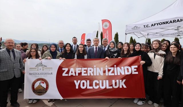 Uşak'ın komşusu Afyon'da Büyük Zafer'i öğrencilere anlatıyorlar