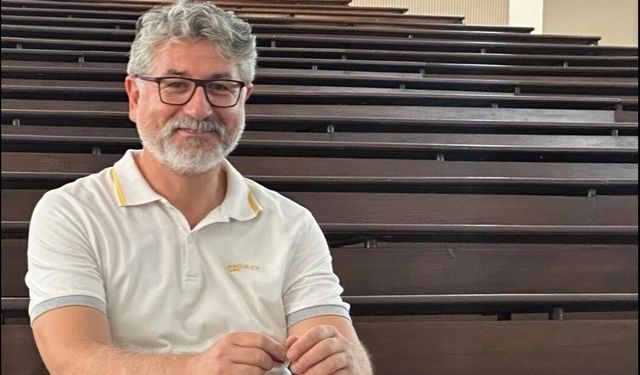 Uşak'ta açık liseden mezun olup hukuk fakültesini bitirdi ve Belediye Başkan Yardımcısı oldu!