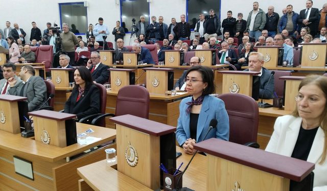Uşak Belediye Başkanlığı, Hatice Terekeci Özkan'a emanet edildi