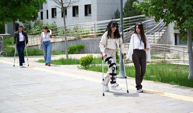 Uşak Üniversitesi'nde engellilerin yaşadıkları zorlukları anlattılar