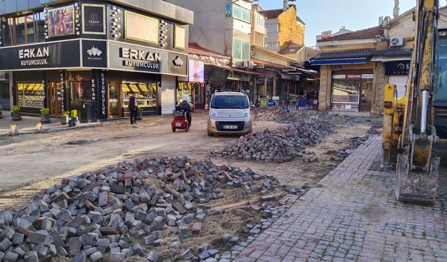 Uşak'ta tartışmalara yol açan çalışma kaldığı yerden devam ediyor