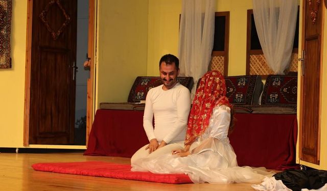 Kütahya'da 7 Kocalı Hürmüz büyük beğeni topladı