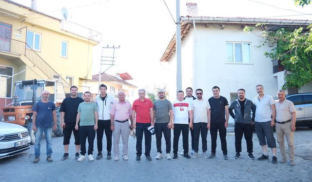 AK Parti Uşak İl Teşkilatı, Karakuyu köyünde doğa yürüyüşü yaptı