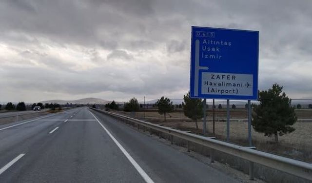 Uşak, Kütahya ve Afyon için yapılan fakat zarar eden Zafer Havalimanını örnek verdi