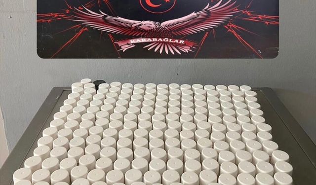 Kestiği internet kablosuyla zehiri havalandırma boşluğunda saklayan hükümlü yakalandı