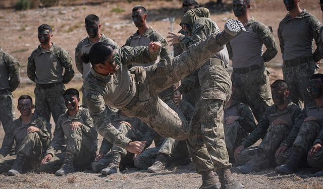 MSÜ'nün Kara Harp Okulu tatbikatına 3 bin 200 harbiyeli katılıyor