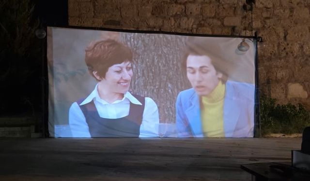 Uşak'ta köklü bir sinema kültürü olan İnay'da yaz döneminde ücretsiz film gösterimleri yapılıyor