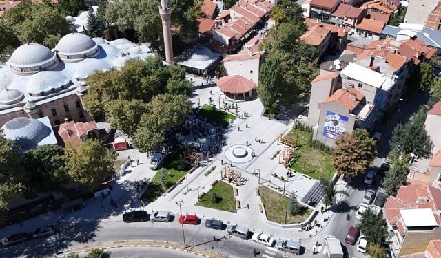 Kütahya Ulu Camii Meyda Park, vatandaşın kullanımına açıldı