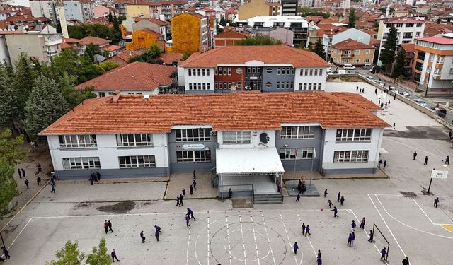 Uşak'ın eğitim çınarı: Gazi Mustafa Kemal İlkokulu!