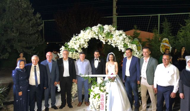 Hüseyin ve Gülem çifti dünya evine girdi