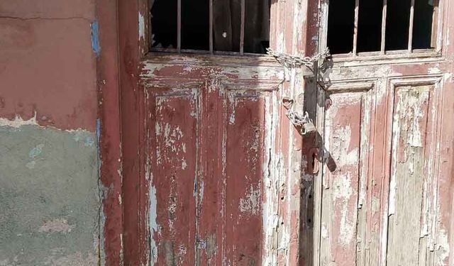 Osmanlı'nın İstanbul'daki mirasının makus talihini, Uşak'taki o yapılar da yaşıyor!