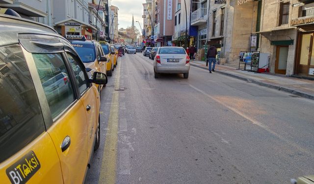 Uşak'ta taksi fiyatlarına zam yapıldı! İndi bindi fiyatları ne kadar oldu?