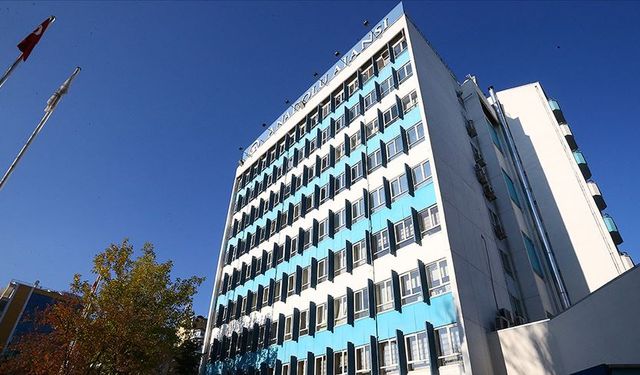 Anadolu Ajansı; muhabir, redaktör, kameraman ve foto muhabirlerinin emekleriyle bugün 105 yaşında!