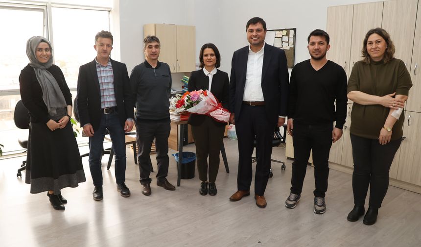AK Partili Başkan'ın yardımcısı, CHP döneminde de Uşak Belediye Başkan yardımcısı oldu
