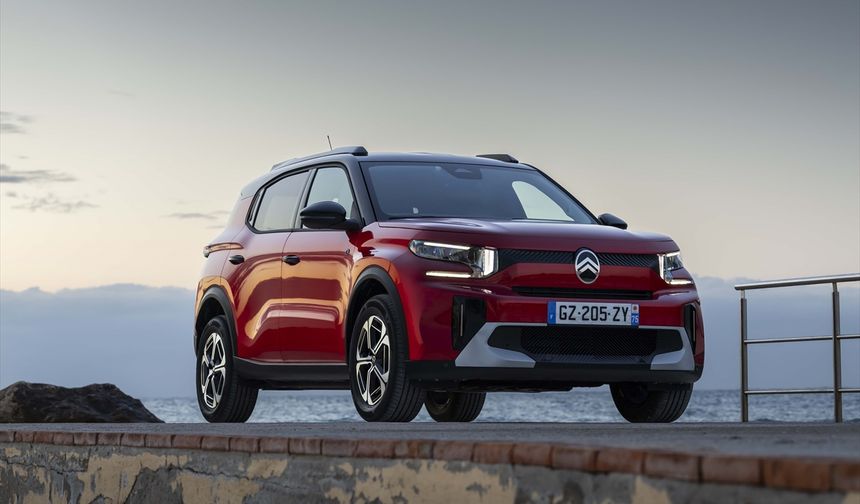 Citroen'in konforlu, geniş ve elektrikli versiyonu olan C3 Aircross 1 milyon 250 binden başlayarak satışta